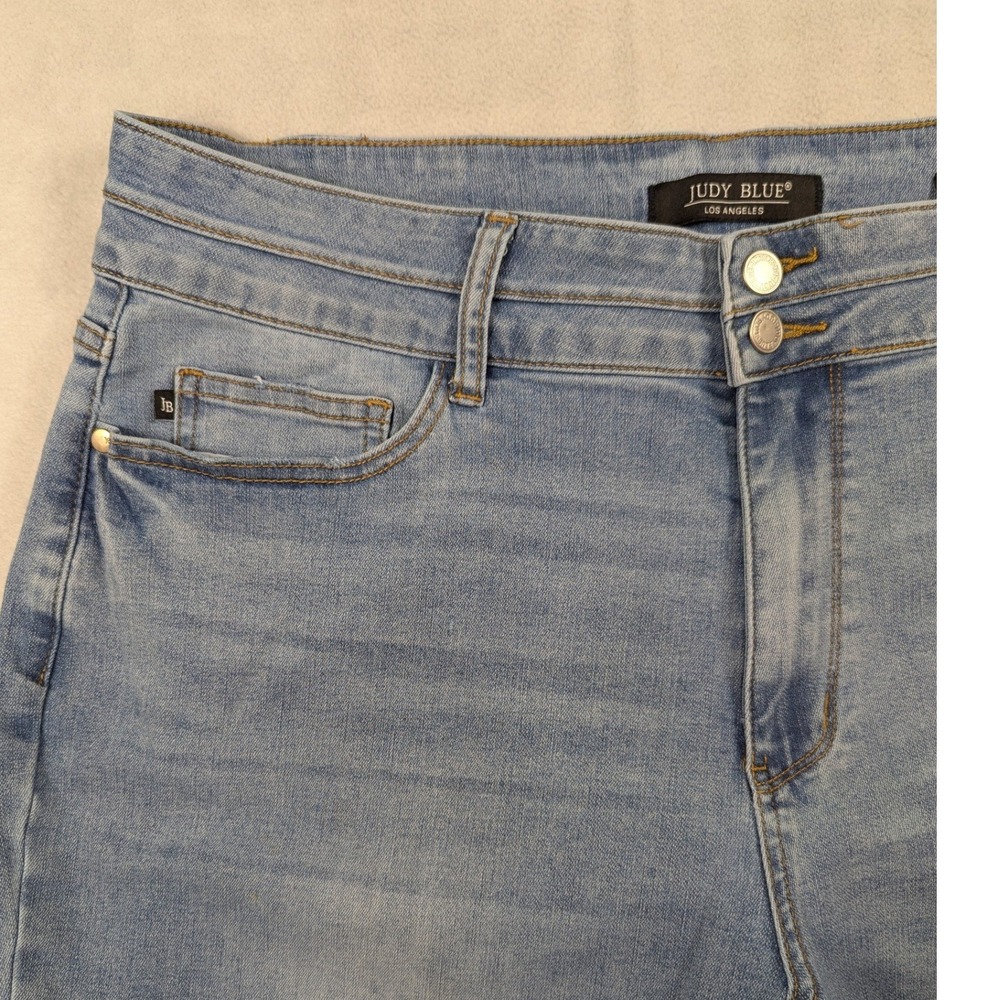 Judy Blue Wide Crop Light Wash Double Button Jeans JB88616 MD 20W